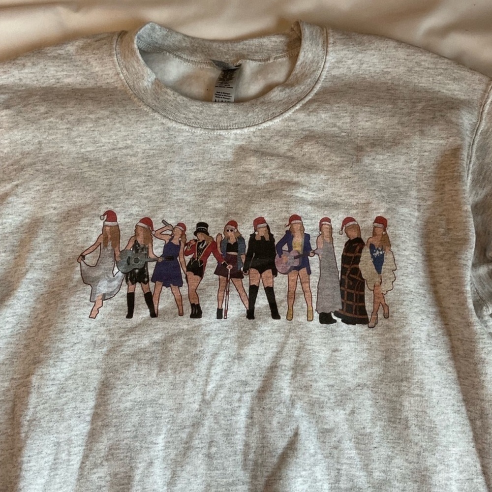Taylor Swift Era's Tour Christmas Sweater Size Small - Picture 2 of 4